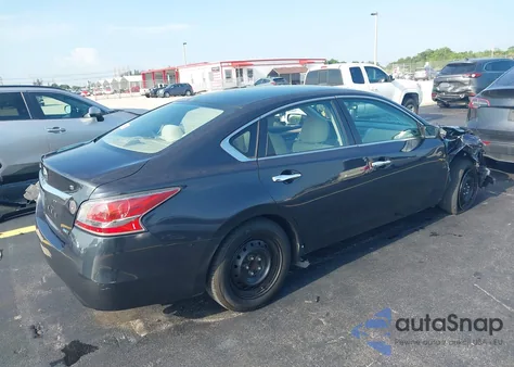 2014 Nissan Altima 2.5 S из США, поврежденный, VIN 1N4AL3AP0EC160965